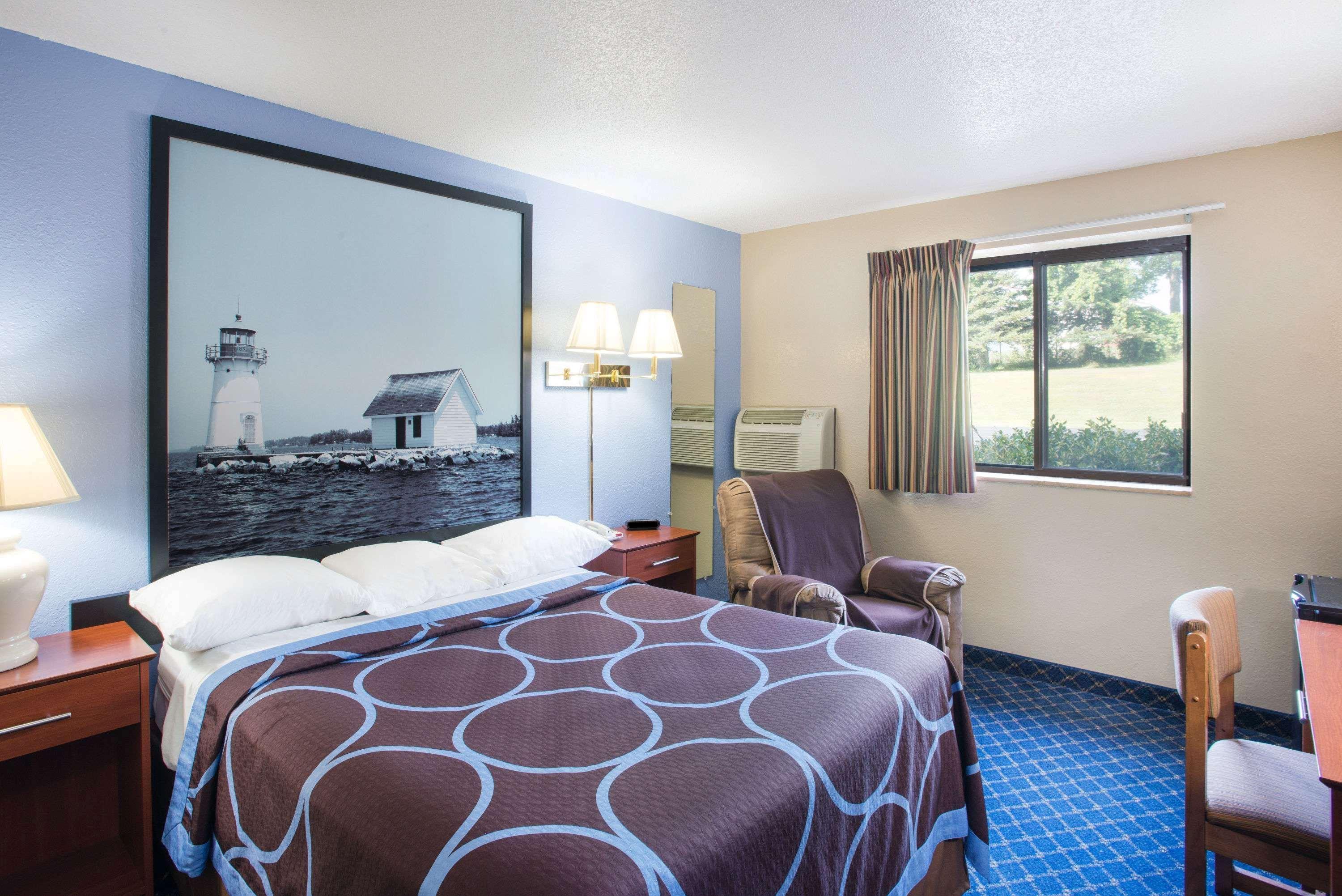 Motel Super 8 By Wyndham Massena Ny Esterno foto