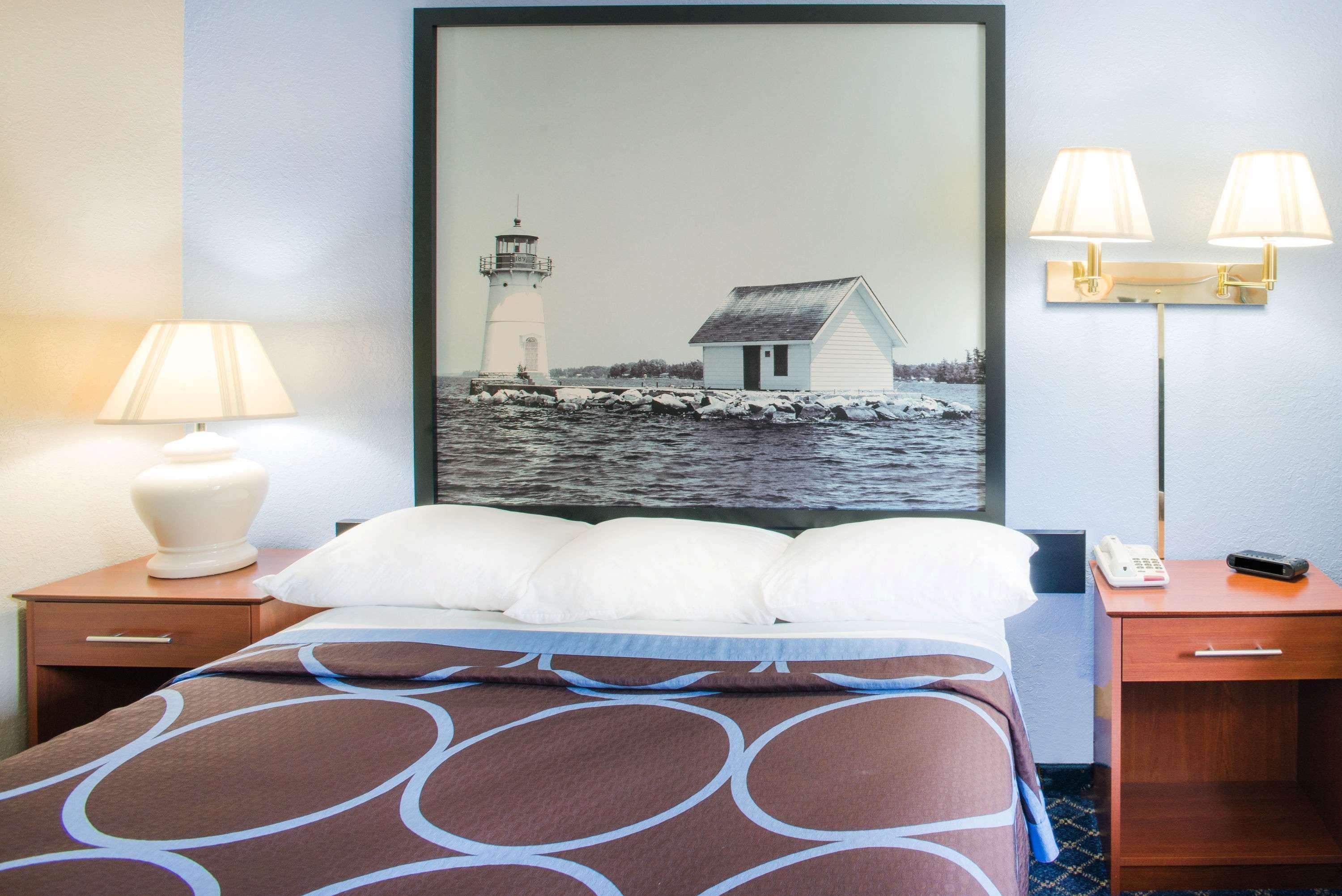 Motel Super 8 By Wyndham Massena Ny Esterno foto